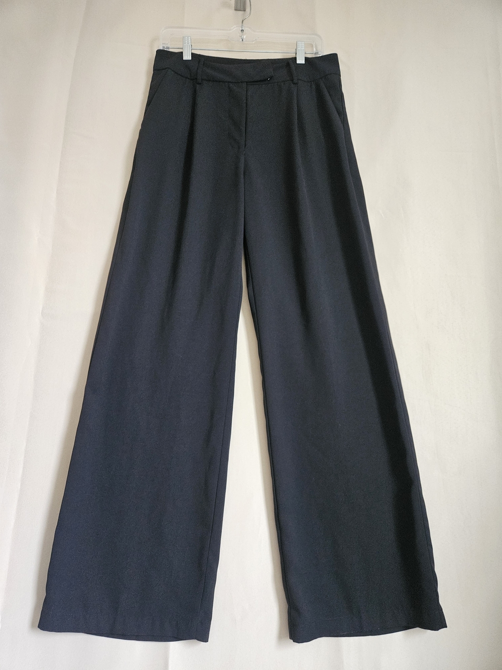 Wide-Leg High-Rise Women's anti-wrinkle fabric Dress Pants in Black